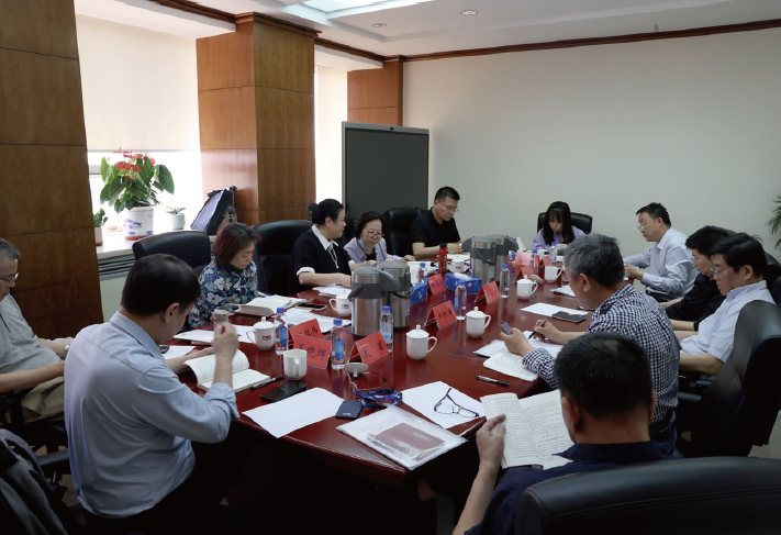 2024年5月15日至17日，中央廣播電視總臺舉辦局級以上干部黨紀學習教育讀書 班。圖為分組討論現場。