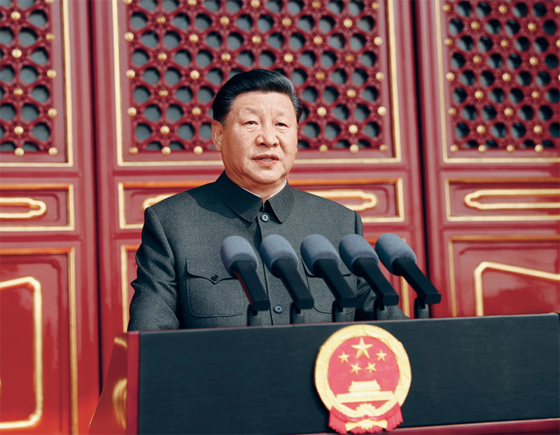2019年10月1日，慶祝中華人民共和國成立70周年大會在北京天安門廣場隆重舉行。中共中央總書記、國家主席、中央軍委主席習近平發表重要講話。 新華社記者 鞠鵬/攝
